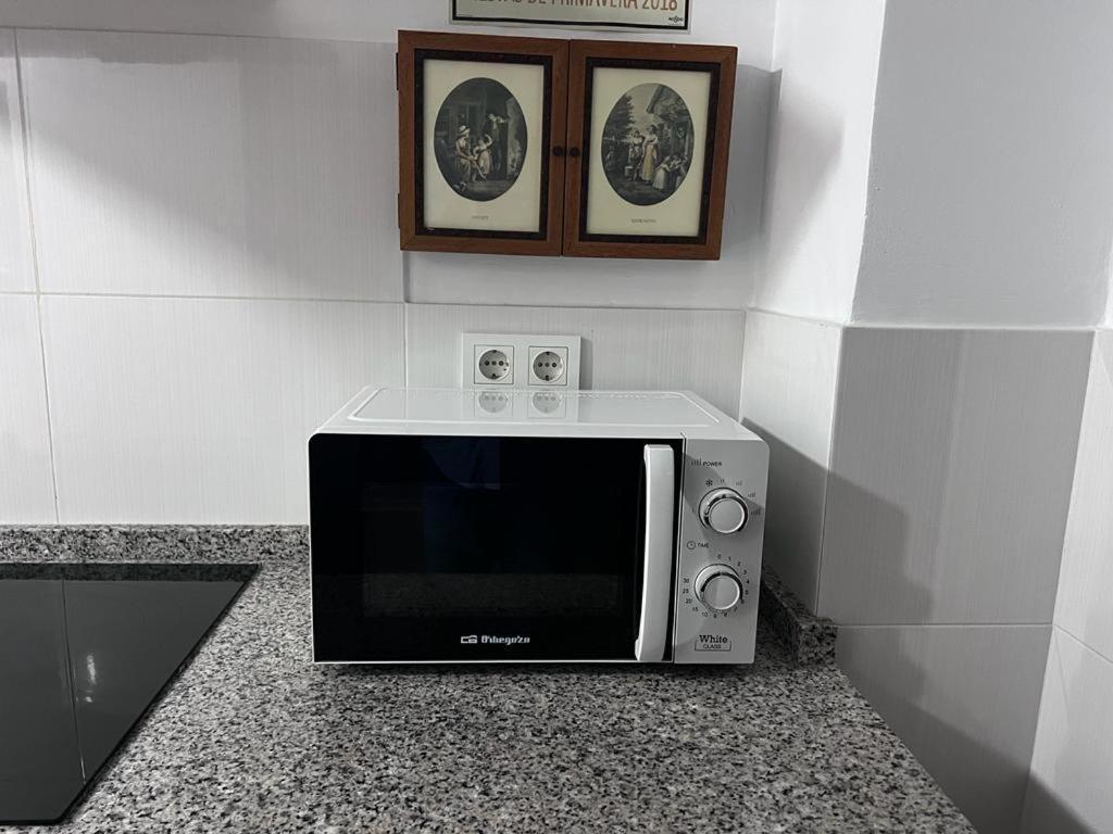 Apartamento Turistico R. Gonzalez Abreu Sevilla Eksteriør billede