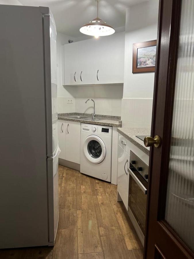 Apartamento Turistico R. Gonzalez Abreu Sevilla Eksteriør billede